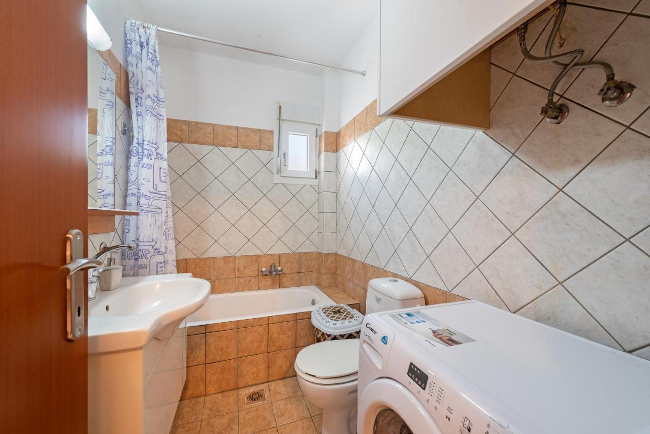 Lagadi Apartment 8 Ласи Екстериор снимка