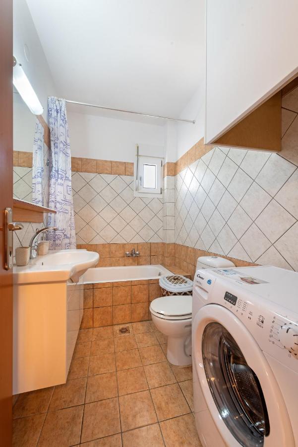 Lagadi Apartment 8 Ласи Екстериор снимка